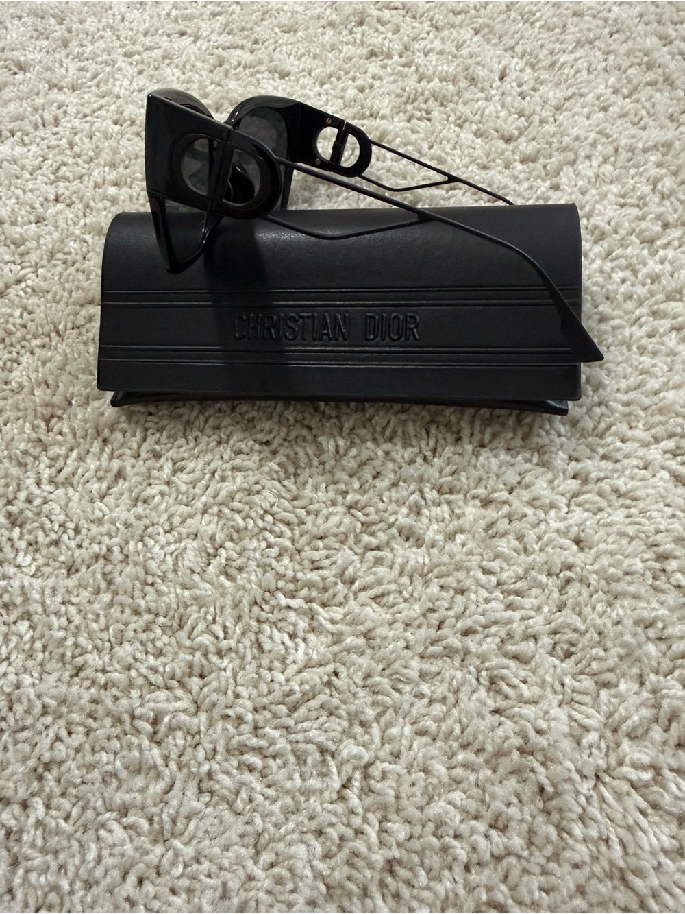 Dior Black Cat-Eye Sunglasses with Dark Lenses - Picture 2 of 2